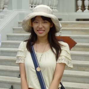 Yuna.