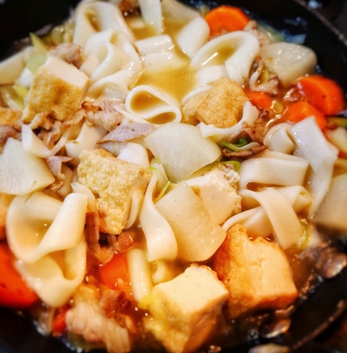 煮(に)ぼうとうって しっていますか? 講師 Masami 的專欄