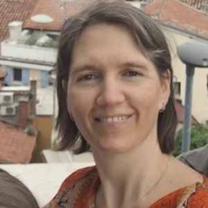 Free Talk in English - 20 minutes - any topic