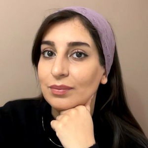 Teacher Mahsaimage